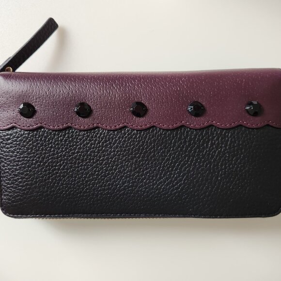KATE SPADE NEW YORK PUBBLED BLACK AND PURPLE COW LEATHER ZIP AROUND WALLET - Picture 2 of 5